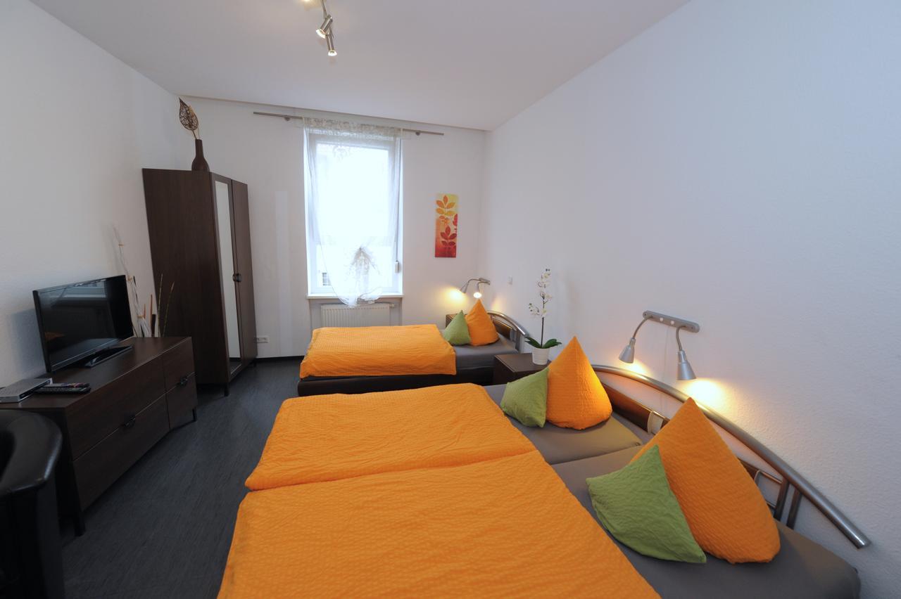 Gäste-und Apartmenthaus Weller Saarbrücken Exterior foto