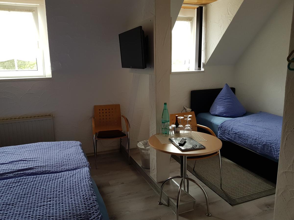 Gäste-und Apartmenthaus Weller Saarbrücken Exterior foto