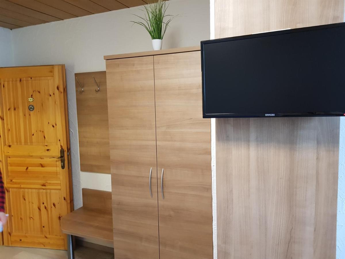 Gäste-und Apartmenthaus Weller Saarbrücken Exterior foto